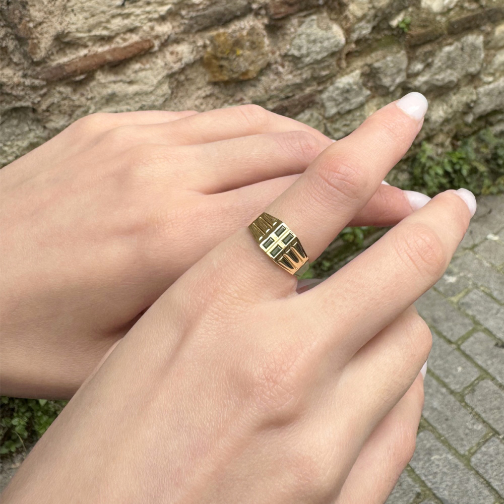 14 Ayar Yeşil Taşlı Şövalye Yüzük