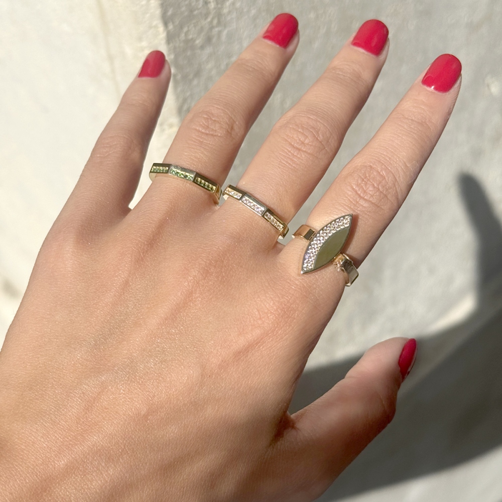 14 Ayar Taşlı Modern Yüzük