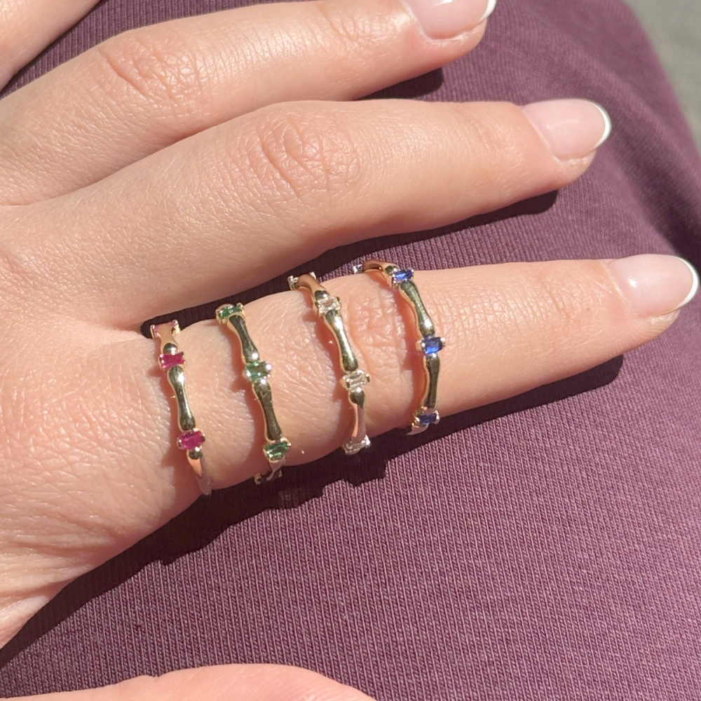 14 Ayar Yeşil taşlı Minimal Yüzük