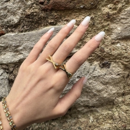 14 Ayar Yeşil Taşlı Çapraz Yüzük