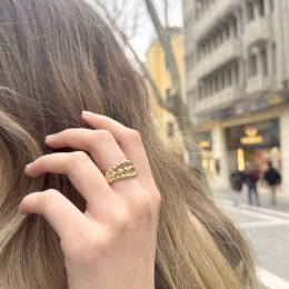 Üç Sıra Top Ortası Taşlı Yüzük